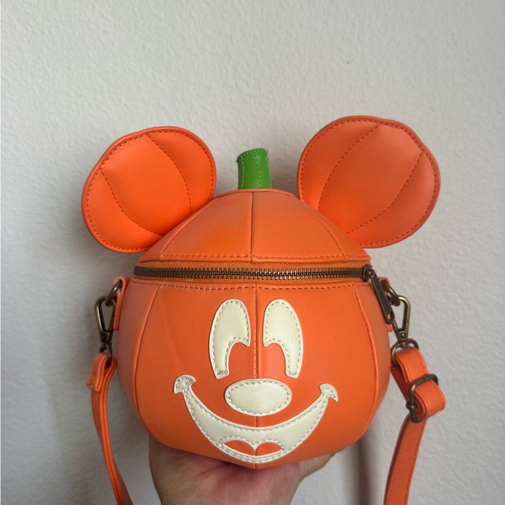 Loungefly Orange Pumpkin Crossbody Bag